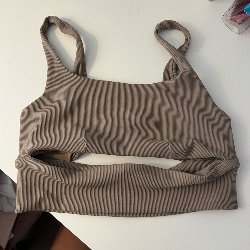 Gravel slit bra Alo yoga